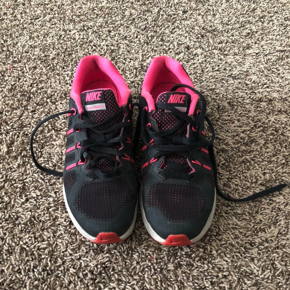 Nike Max Dynasty size 3.5Y
